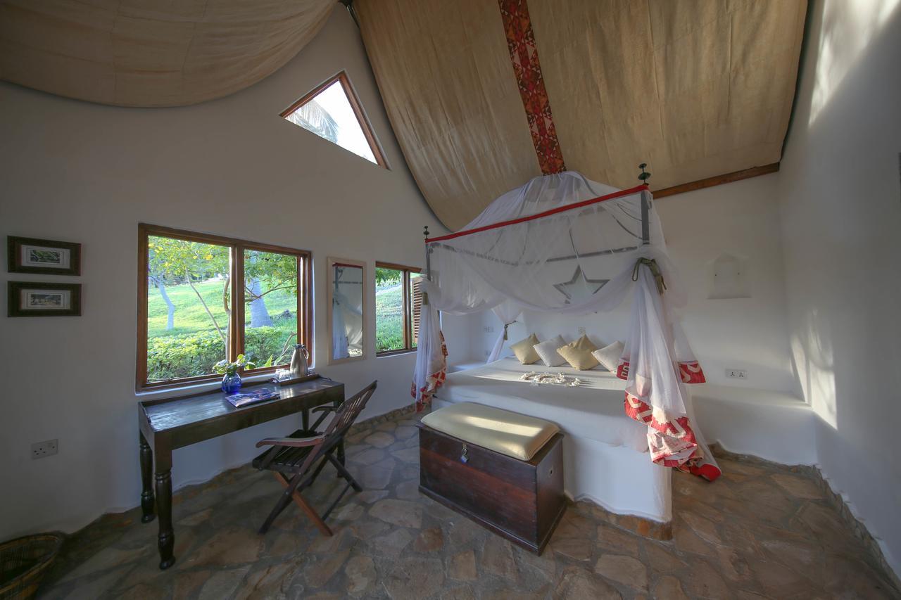 Kinasi Lodge Utende Ngoại thất bức ảnh