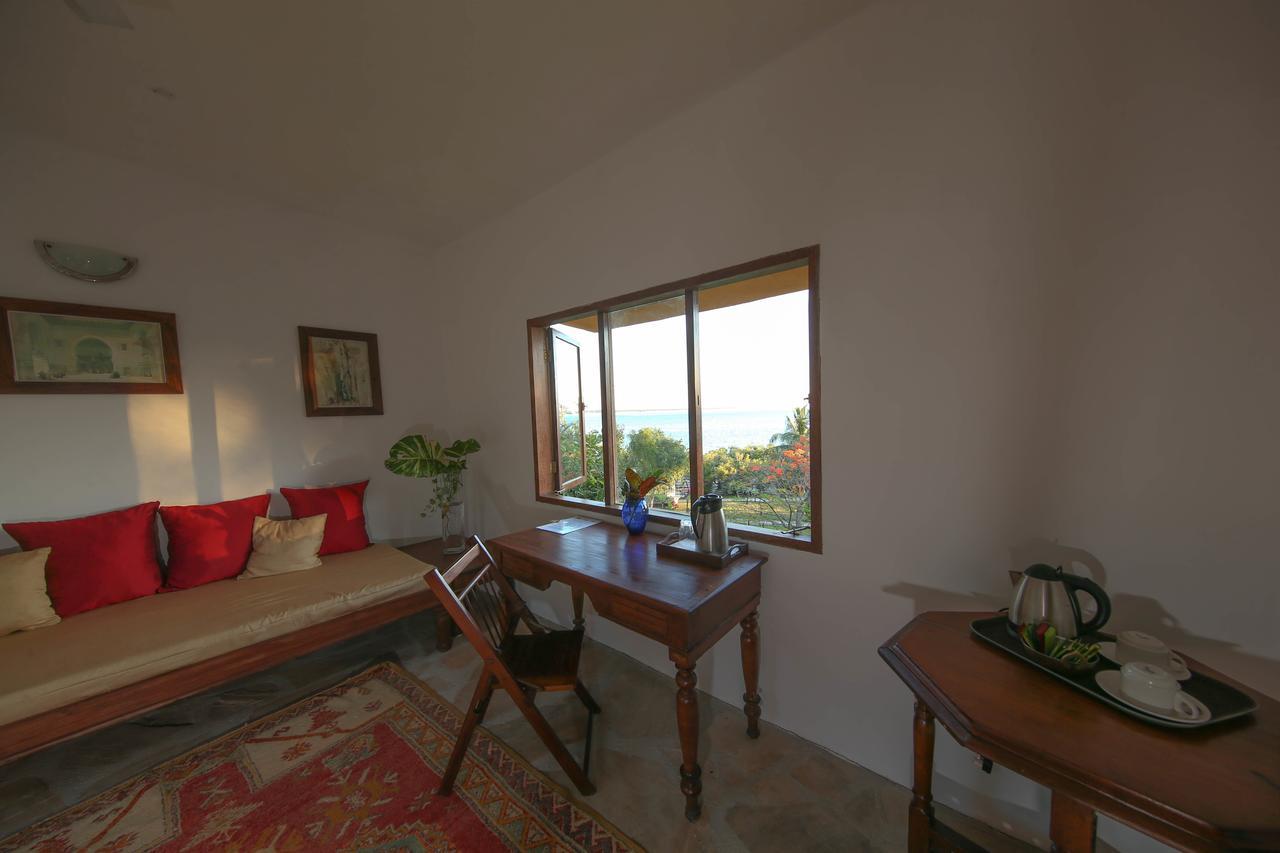 Kinasi Lodge Utende Ngoại thất bức ảnh