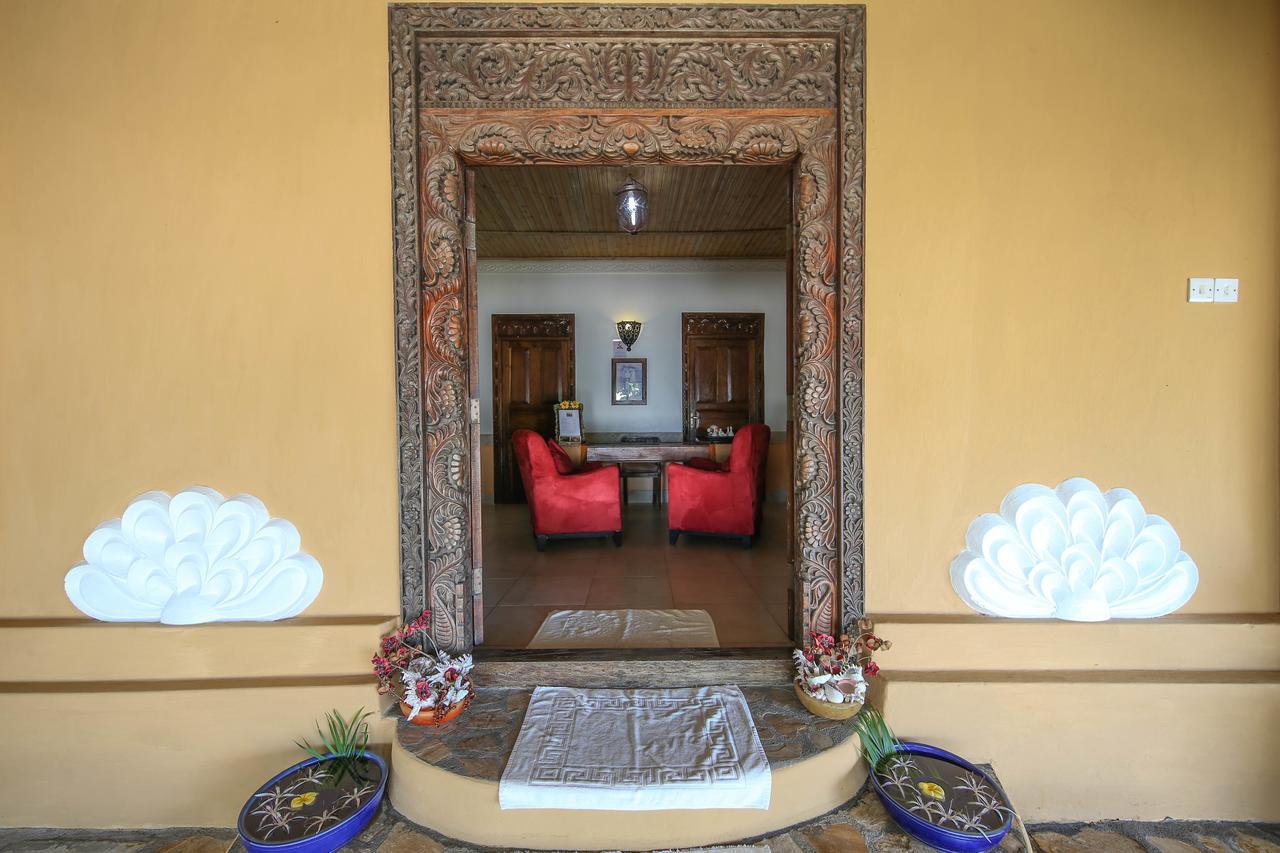 Kinasi Lodge Utende Ngoại thất bức ảnh